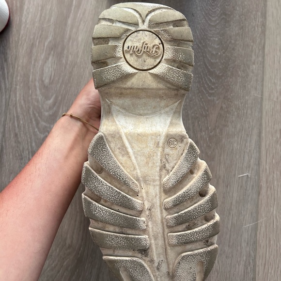 Buffalo platforms - Picture 4 of 4